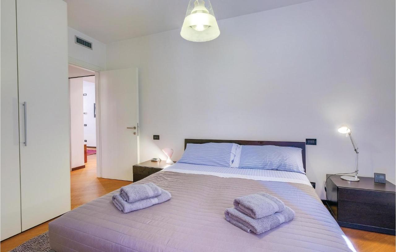 Nice Apartment In Venezia -Ve- With Wifi ภายนอก รูปภาพ