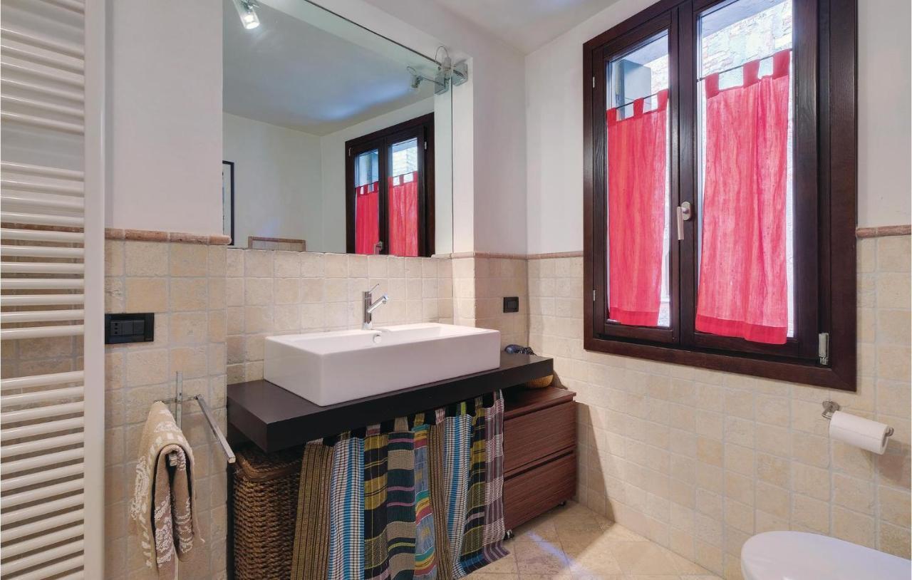 Nice Apartment In Venezia -Ve- With Wifi ภายนอก รูปภาพ
